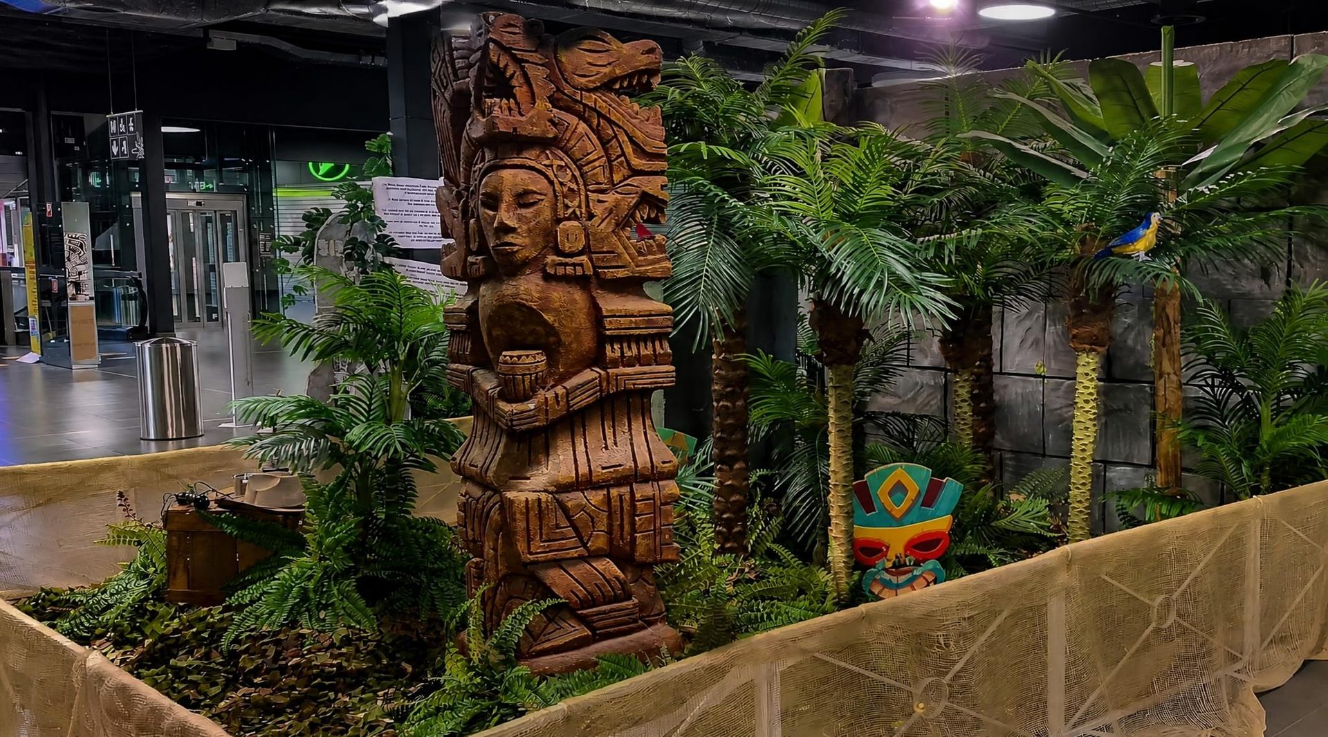 Décor immersif de l'escape game Les Secrets du Temple Maya, une réalisation Décoration Événement