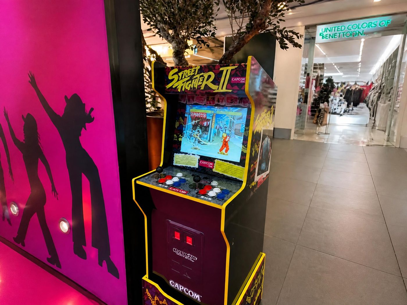 Jeu d'arcade Street Fighter — location de décor événementiel en Suisse romande