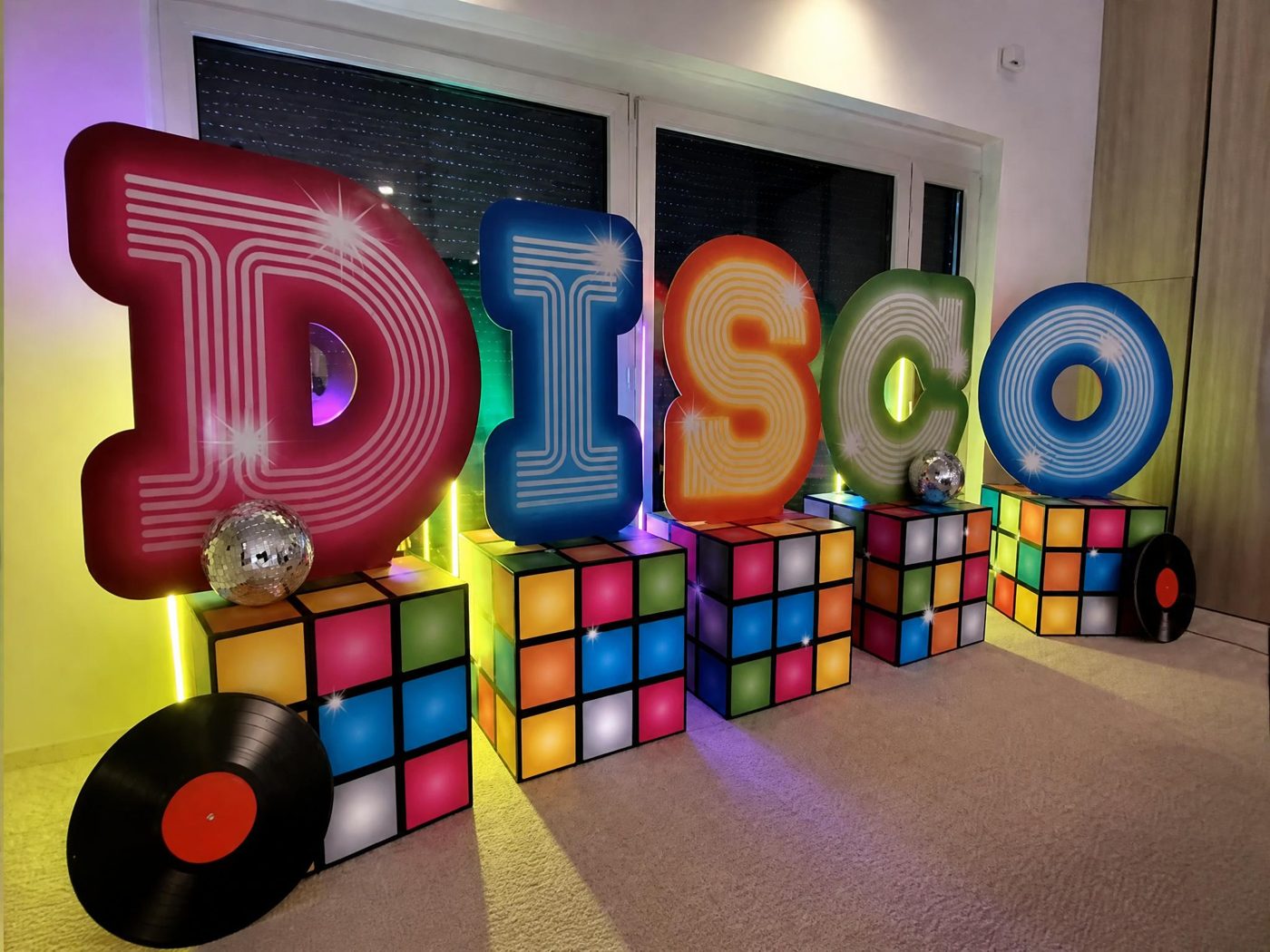 Décoration-Événement_Lettre Disco pour Cube
