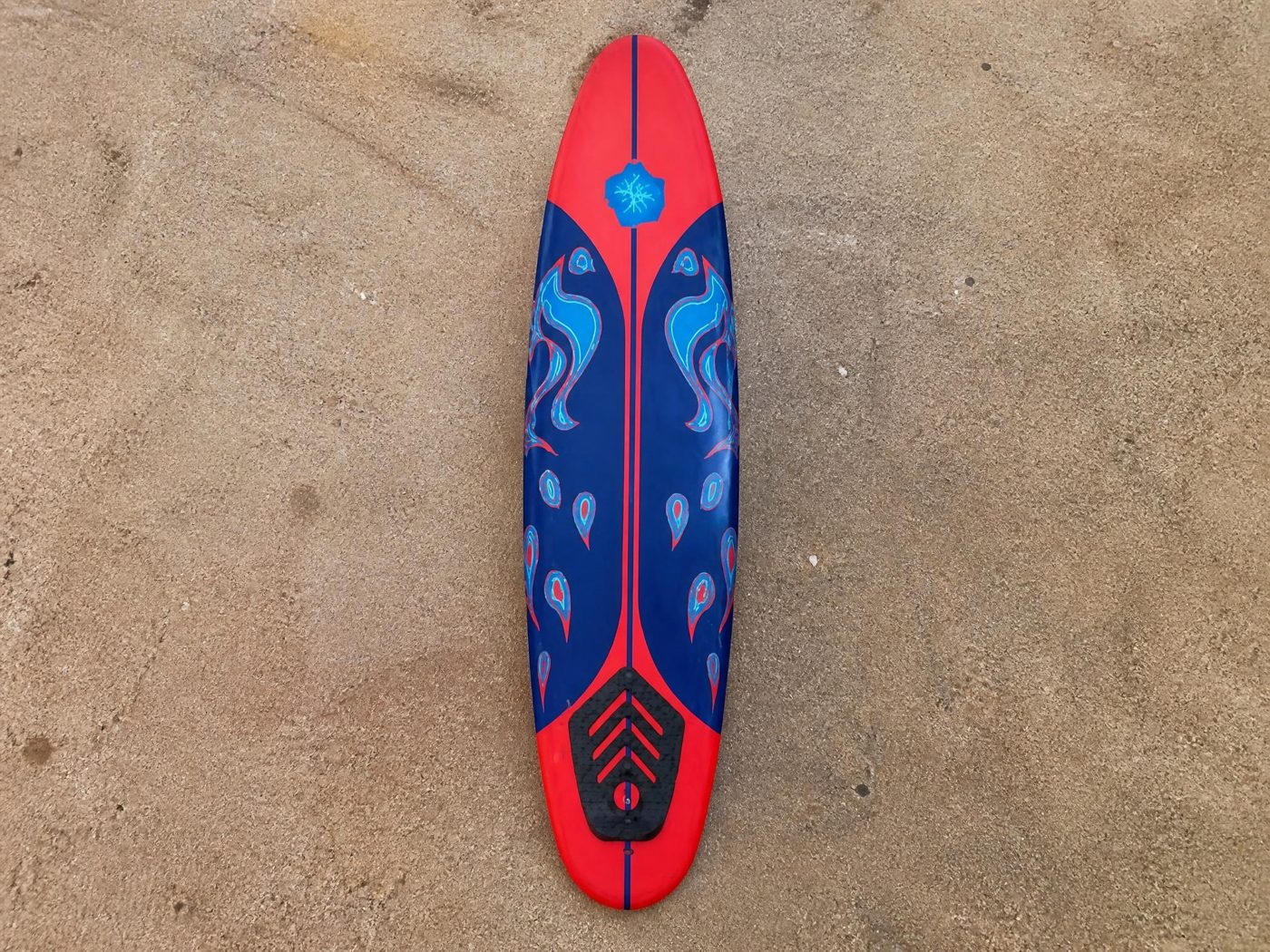 Décoration-Événement_Planche de Surf Rouge et Bleue